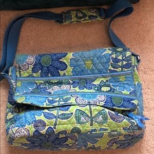 Vera Bradley messenger bag